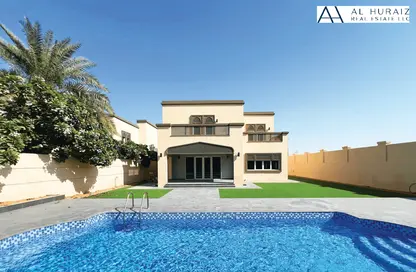 Villa - 4 Bedrooms - 5 Bathrooms for sale in Jumeirah Park Homes - Jumeirah Park - Dubai