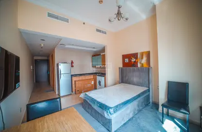 Apartment - Studio - 1 Bathroom for rent in Zumurud Tower - Dubai Marina - Dubai