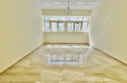 Apartment - 2 Bedrooms - 2 Bathrooms for rent in Al Thani Muwaileh - Muwaileh Commercial - Sharjah