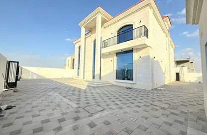 Villa - 5 Bedrooms - 7 Bathrooms for rent in Al Aweer 1 - Al Aweer - Dubai
