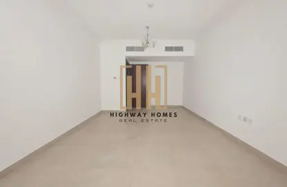 شقة - غرفة نوم - 2 حمامات للايجار في بناية مويليح 29 - مويلح - الشارقة