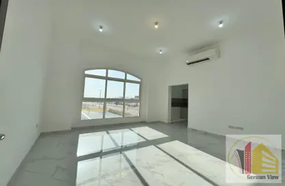 شقة - 1 حمام للايجار في مدينة الرياض - أبوظبي
