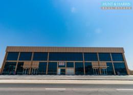 Retail - 4 bathrooms for rent in Seih Al Uraibi - Ras Al Khaimah