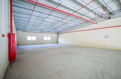 Warehouse - Studio - 1 Bathroom for rent in Al Qusais Industrial Area 4 - Al Qusais Industrial Area - Al Qusais - Dubai