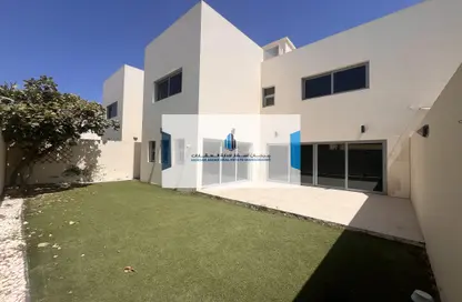 مجمع سكني - 4 غرف نوم - 5 حمامات للايجار في المانجروف ون - ايست مانجروف - الطريق الشرقي - أبوظبي