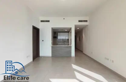 Apartment - 1 Bedroom - 2 Bathrooms for rent in Marina Rise Tower - Al Reem Island - Abu Dhabi