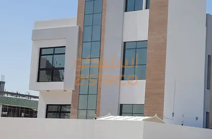 Villa - 5 Bedrooms - 7+ Bathrooms for rent in Alreeman - Al Shamkha - Abu Dhabi