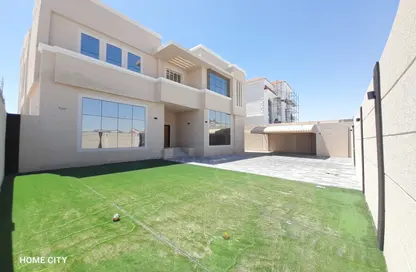 Villa - 5 Bedrooms - 7 Bathrooms for rent in Madinat Al Riyad - Abu Dhabi