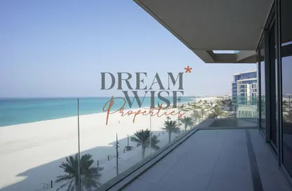 شقة - 3 غرف نوم - 5 حمامات للايجار في ممشى السعديات - منطقة السعديات الثقافية - جزيرة السعديات - أبوظبي شقة - 3 غرف نوم - 5 حمامات للايجار في ممشى السعديات - منطقة السعديات الثقافية - جزيرة السعديات - أبوظبي