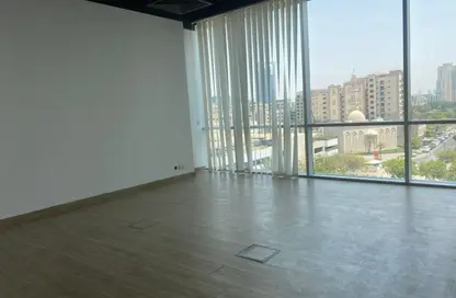 مكتب - استوديو - 2 حمامات للايجار في بزنس بارك مبنى 2 - إعمار بزنس بارك - شارع الشيخ زايد - دبي
