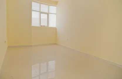 Apartment - 2 Bedrooms - 2 Bathrooms for rent in Corniche Al Fujairah - Fujairah