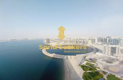 Apartment - 3 Bedrooms - 5 Bathrooms for rent in Al Sail Tower - Al Dana - Al Raha Beach - Abu Dhabi