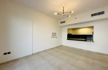 Empty Room image for: Apartment - 2 Bedrooms - 2 Bathrooms for rent in Binghatti Rose - Jumeirah Village Circle - Dubai, Image 1