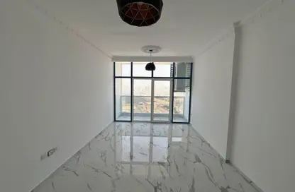 Apartment - 1 Bedroom - 2 Bathrooms for rent in Gate Tower 2 - Musheiref - Ajman