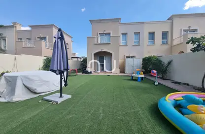 فيلا - 2 غرف نوم - 2 حمامات للبيع في الينابيع 10 - الينابيع - دبي