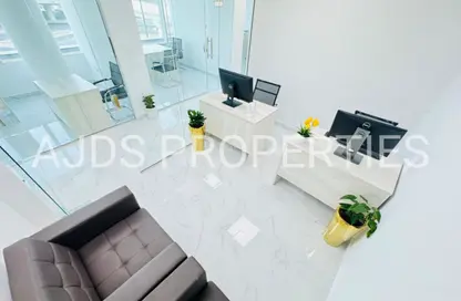 مكتب - استوديو - 1 حمام للايجار في فاطمه محمد احمد بن سليمان - الرفاعة - بر دبي - دبي