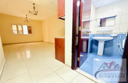 Apartment - Studio - 1 Bathroom for rent in Muwaileh 29 Building - Muwaileh - Sharjah