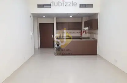 Apartment - 1 Bedroom - 2 Bathrooms for rent in Al Muraqqabat - Deira - Dubai