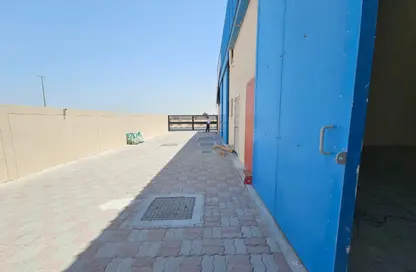 Warehouse - Studio - 1 Bathroom for rent in Al Sajaa Industrial - Al Sajaa - Sharjah