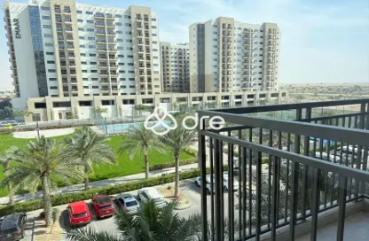 شقة - غرفة نوم - 1 حمام للايجار في شقق يونا - تاون سكوير - دبي