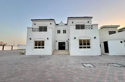Villa - 6 Bedrooms - 7 Bathrooms for rent in Nad Al Sheba 4 - Nad Al Sheba - Dubai