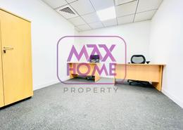 Office Space - 2 bathrooms for rent in Madinat Zayed Tower - Muroor Area - Abu Dhabi