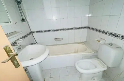 شقة - غرفة نوم - 2 حمامات للايجار في النخيل - عجمان
