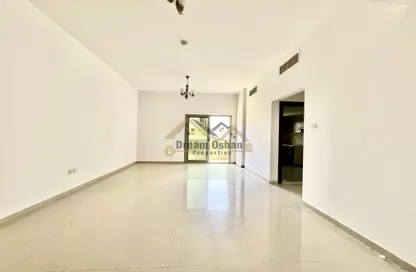 Apartment - 2 Bedrooms - 2 Bathrooms for rent in Al Khair Building - Dubai Silicon Oasis - Dubai