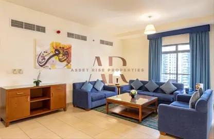 Living Room image for: Apartment - 2 Bedrooms - 3 Bathrooms for rent in Roda Amwaj Suites - Amwaj - Jumeirah Beach Residence - Dubai, Image 1