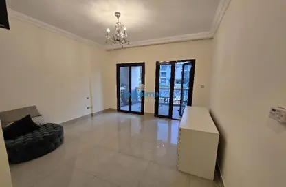 Apartment - Studio - 1 Bathroom for rent in Le Grand Chateau A - Le Grand Chateau - District 10 - Jumeirah Village Circle - Dubai