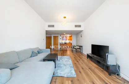 شقة - غرفة نوم - 2 حمامات للايجار في موج 207 - طراز مغولي - ديسكفري جاردنز - دبي