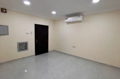 شقة - 2 غرف نوم - 2 حمامات للايجار في فلل الروضة 3 - 3  الروضة - الروضة - عجمان