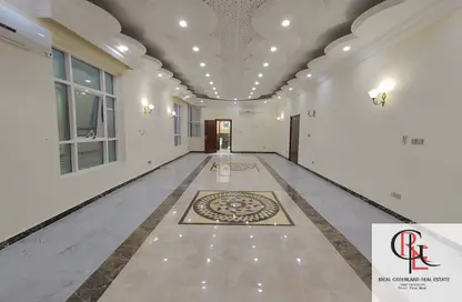 Villa - 5 Bedrooms - 7 Bathrooms for rent in Mohamed Bin Zayed Centre - Mohamed Bin Zayed City - Abu Dhabi