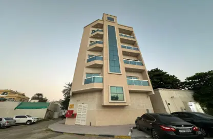 عمارة بالكامل - استوديو - 8 حمامات للبيع في ليوارا 1 - عجمان