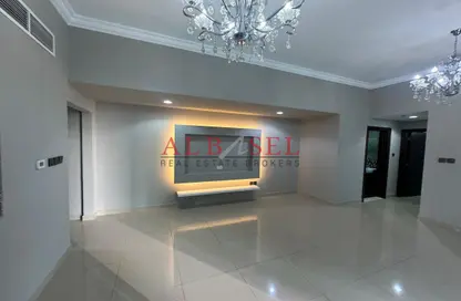Apartment - 1 Bedroom - 2 Bathrooms for sale in Fairview Residency - Business Bay - Dubai