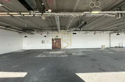 Full Floor - Studio - 2 Bathrooms for rent in Conrad Commercial Tower - Sheikh Zayed Road - Dubai
