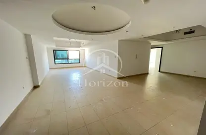 Empty Room image for: Apartment - 2 Bedrooms - 3 Bathrooms for rent in Al Khan Corniche - Al Khan - Sharjah, Image 1