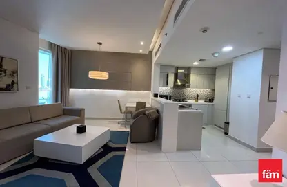 صورة لـ غرفة المعيشة / غرفة الطعام شقة - 2 غرف نوم - 3 حمامات للايجار في داماك ميزون ذو فوغ - الخليج التجاري - دبي ، صورة رقم 1