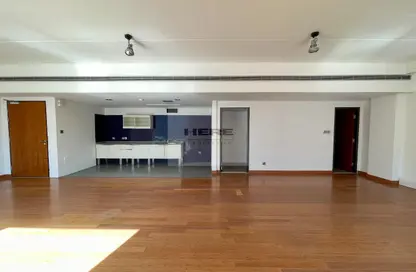 Office Space - Studio - 2 Bathrooms for rent in The LOFT Office 1 - The LOFT Offices - Dubai Media City - Dubai
