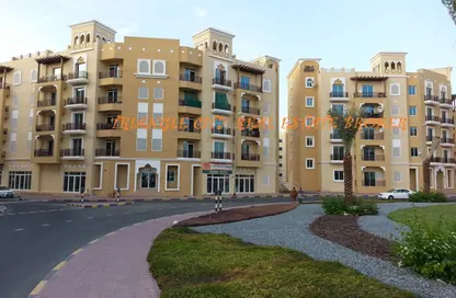 Apartment - Studio - 1 Bathroom for rent in IC1-EMR-16 - Emirates Cluster - International City - Dubai