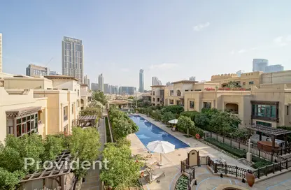 شقة - 2 غرف نوم - 3 حمامات للايجار في التاجر ريزيدنس - جزيرة المدينة القديمة - دبي وسط المدينة - دبي
