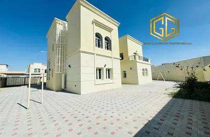 Outdoor House image for: Villa - 4 Bedrooms - 5 Bathrooms for rent in Al Khawaneej 2 - Al Khawaneej - Dubai, Image 1