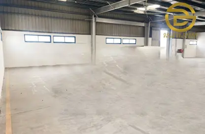 مستودع - استوديو - 2 حمامات للايجار في القوز 4 - القوز - دبي