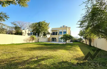 Villa - 3 Bedrooms - 5 Bathrooms for rent in District 16 - Jumeirah Village Circle - Dubai