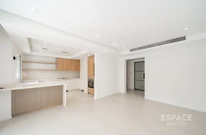 Villa - 2 Bedrooms - 3 Bathrooms for sale in Springs 11 - The Springs - Dubai