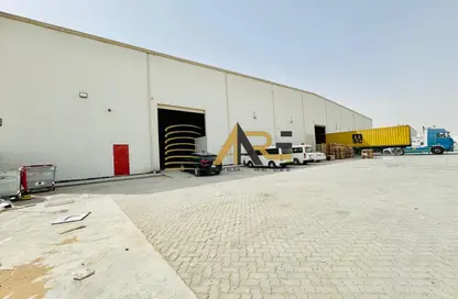 Warehouse - Studio - 6 Bathrooms for rent in Al Sajaa Industrial - Al Sajaa - Sharjah