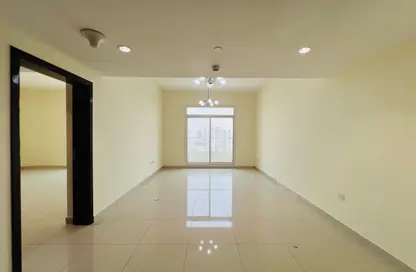 شقة - غرفة نوم - 2 حمامات للايجار في إطلالة ريزيدنس 1 - اطلاله ريزيدينس - مجمع دبي ريزيدنس - دبي