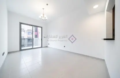 Apartment - 2 Bedrooms - 3 Bathrooms for rent in Al Muraqqabat - Deira - Dubai