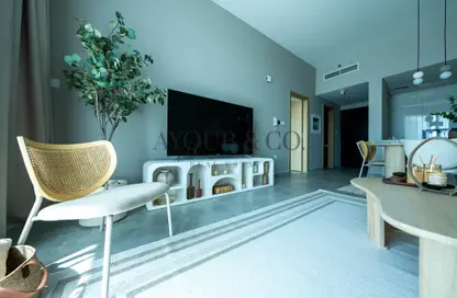 شقة - غرفة نوم - 2 حمامات للايجار في كاتش ريزيدينس لاي جي او - قرية الجميرا سركل - دبي