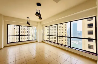 Apartment - 2 Bedrooms - 3 Bathrooms for rent in Rimal 2 - Rimal - Jumeirah Beach Residence - Dubai